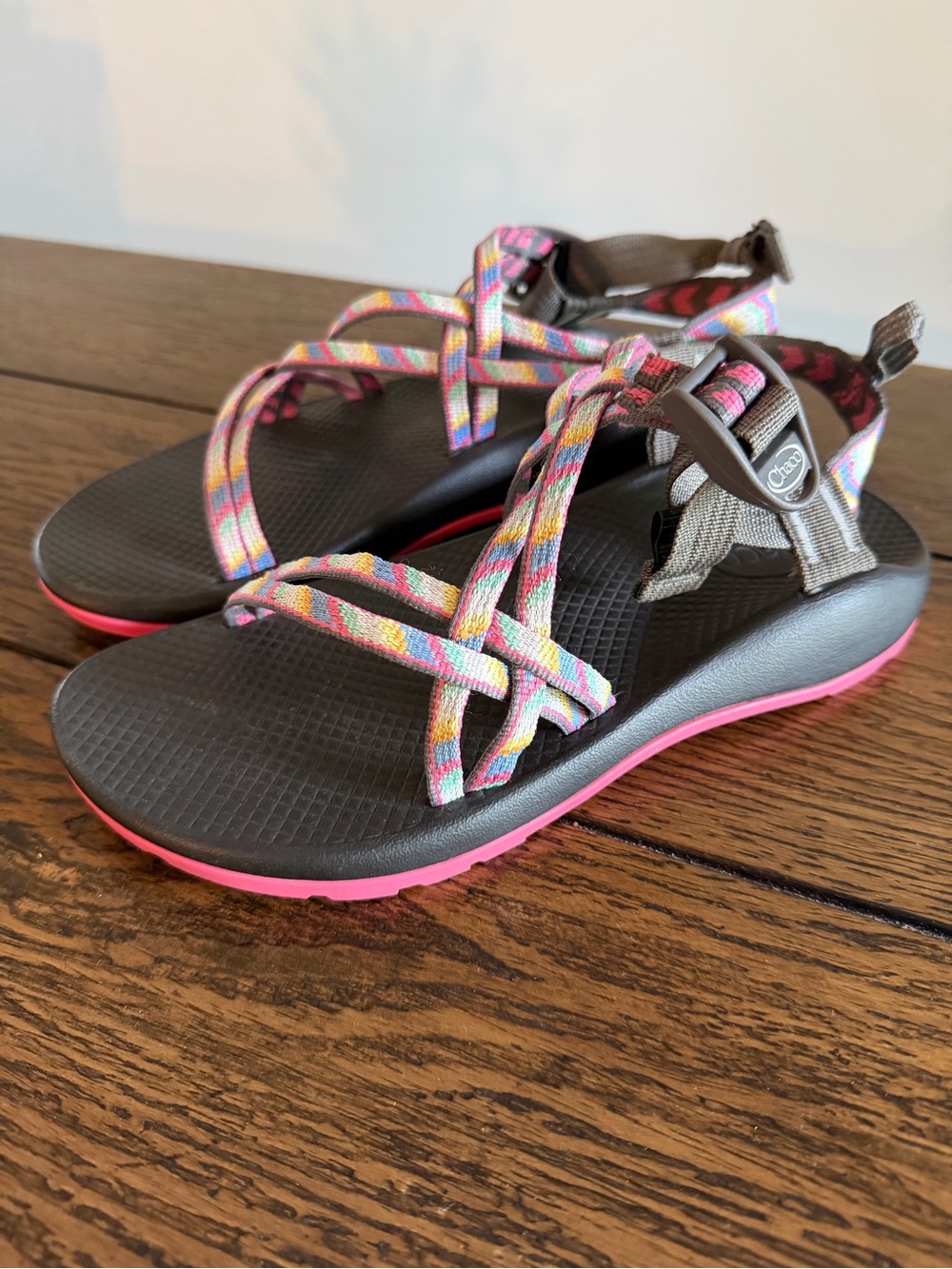 Chacos Youth‎ Size 6 Sandals Blue and Pink Water Shoes Strappy Boho